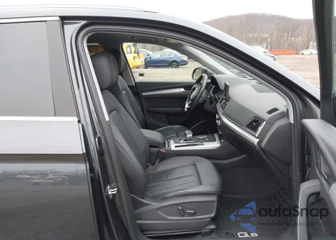 2018 Audi Q5 2.0T Premium/2.0T Tech Premium из США, поврежденный, VIN WA1BNAFY4J2029353